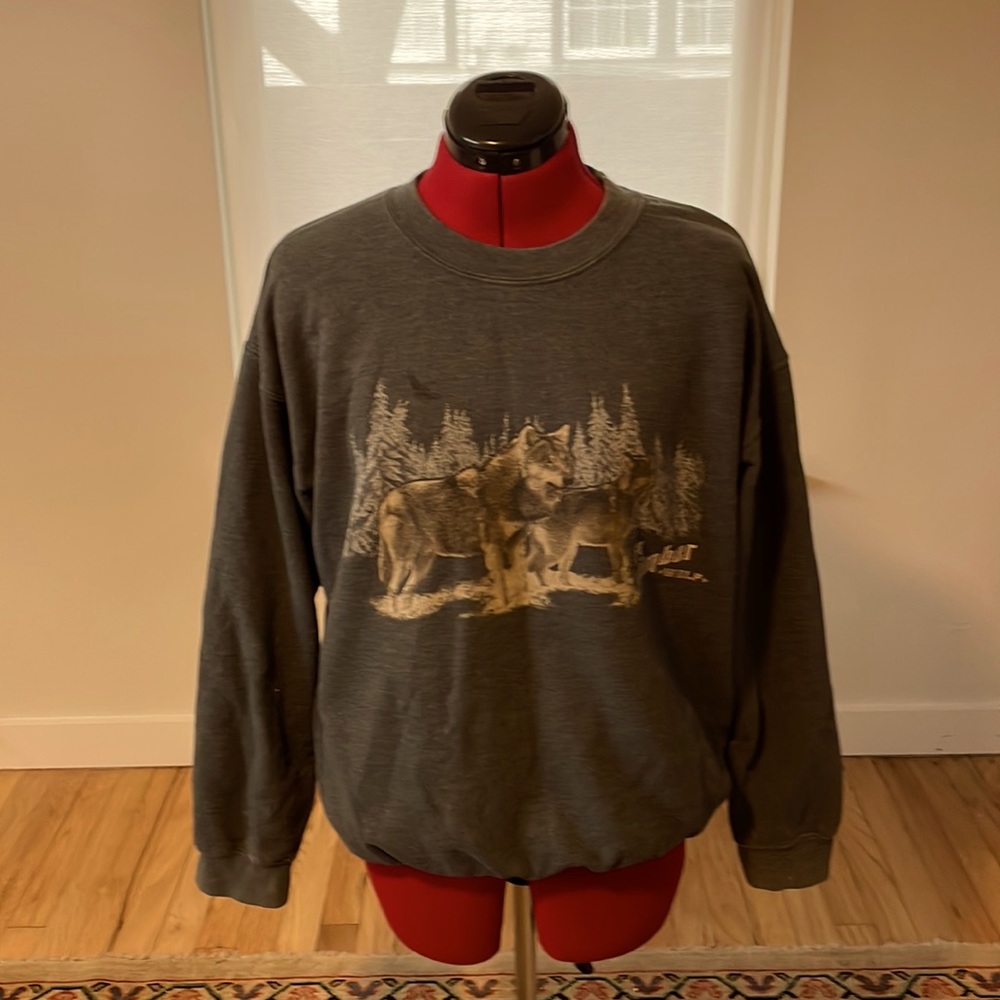 Vintage wolf sweatshirt